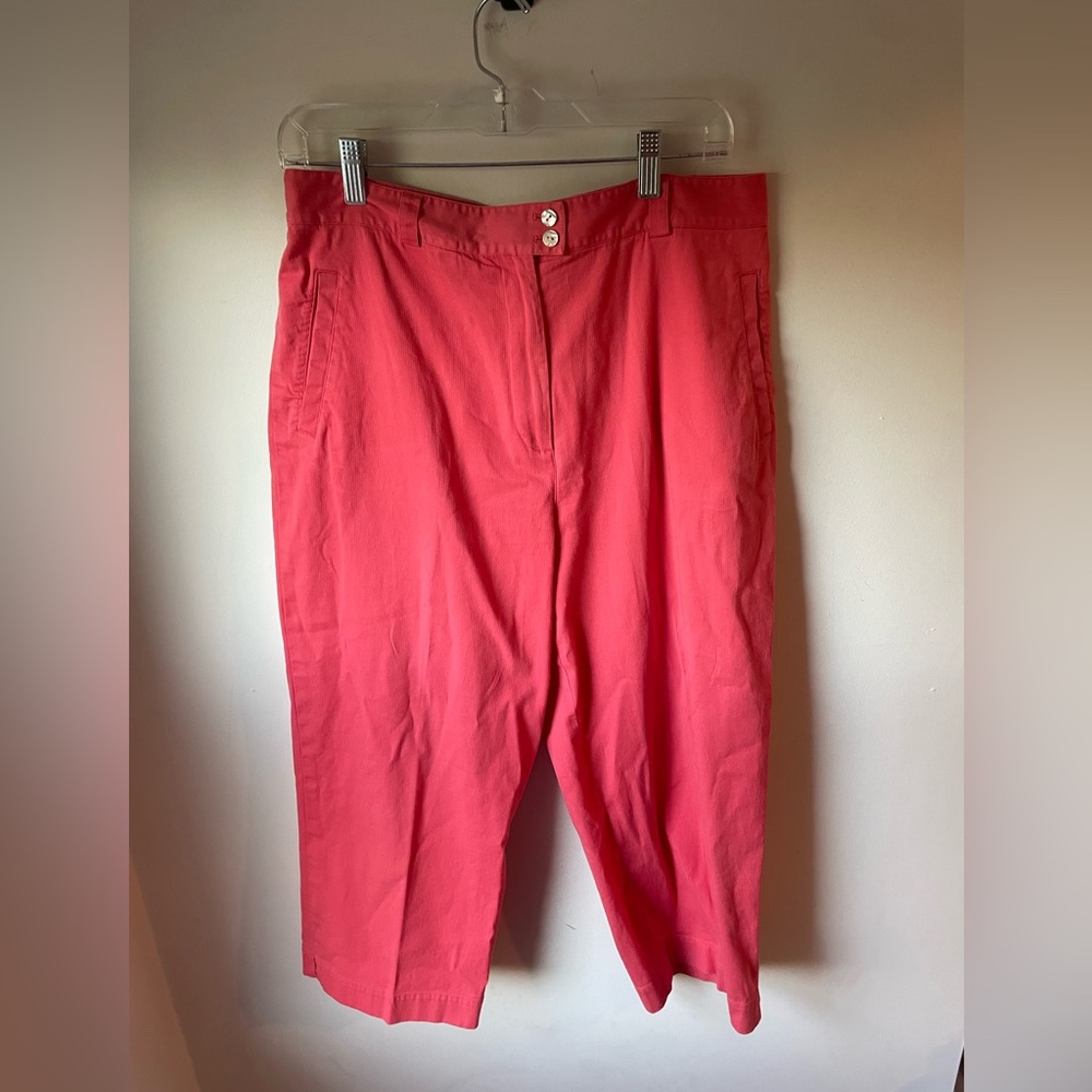 Tommy Bahama Coral Stretch Lightweight Summer Capri Size 14 (J) - Picture 1 of 5